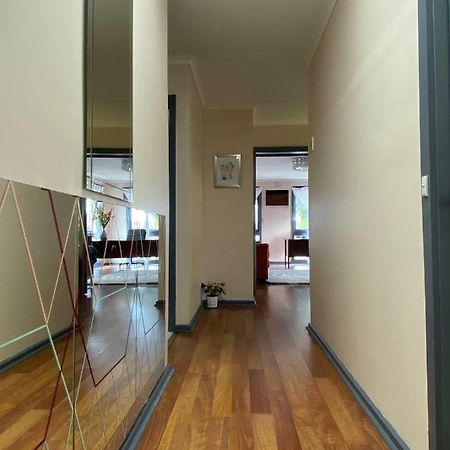 Entire Hume House Villa Melburne Exterior foto